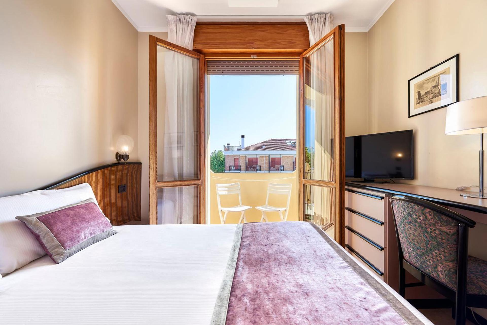 Junior Family Hotel Cavallino-Treporti Rum bild